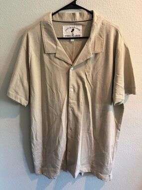 Free Planet Men's 100% Cotton Short Sleeve Button-Down Shirt Size L